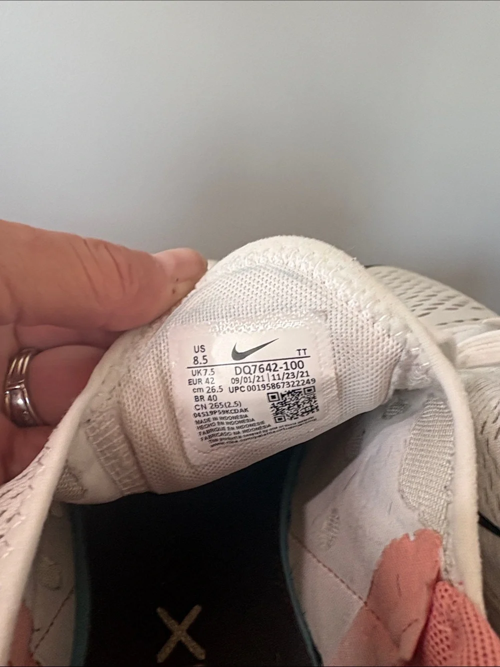 Nike women’s air